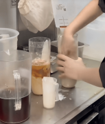 利润率受曲停业务占